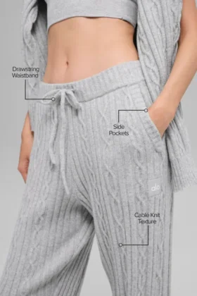 Spodnie „Winter Bliss” z dzianiny warkoczowej – kolor Athletic Heather Grey