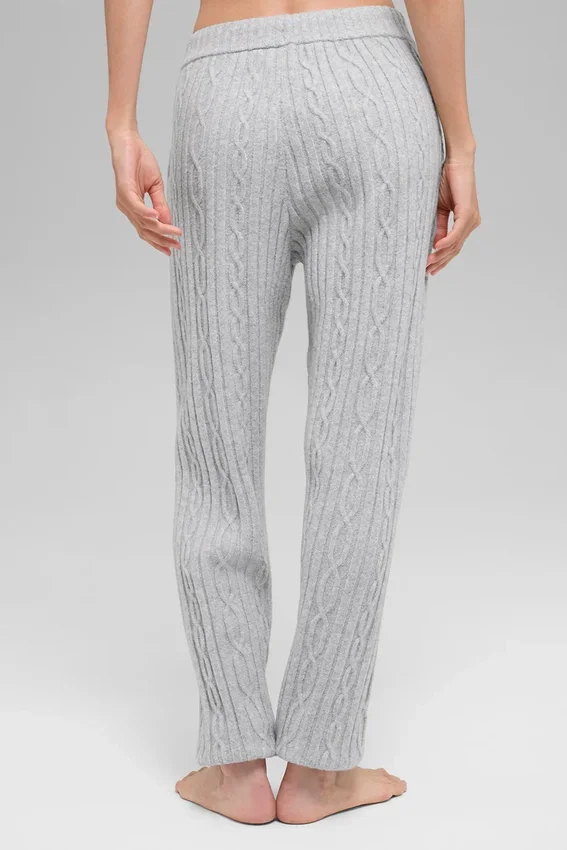 Spodnie „Winter Bliss” z dzianiny warkoczowej – kolor Athletic Heather Grey