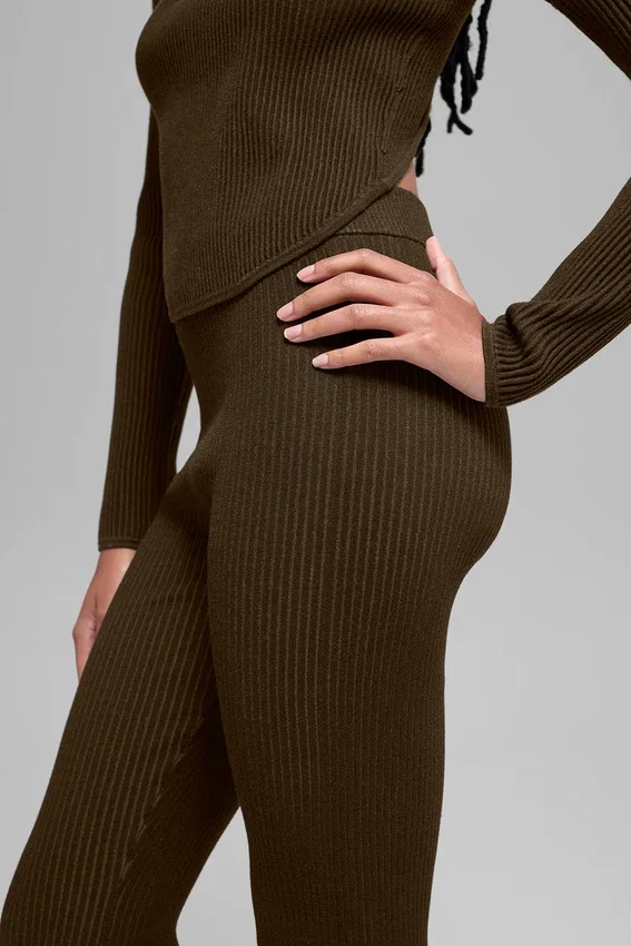 Spodnie z dzianiny dżinsowej z High-Waist i rozszerzanymi nogawkami – Espresso/Czarny