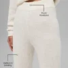 Spodnie z kaszmiru High-Waist o puszystej fakturze waflowej – kość słoniowa