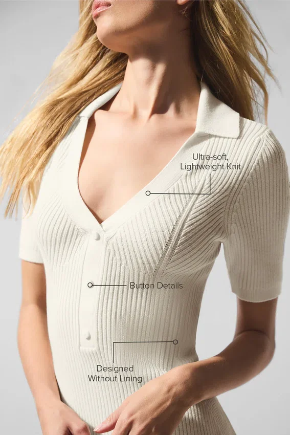 Sukienka sweterkowa „Supernatural” – kolor kości słoniowej