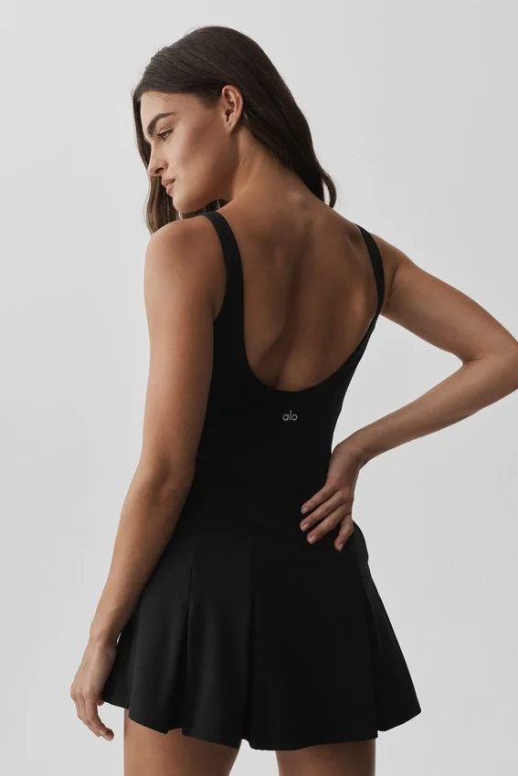 Sukienka tenisowa Alo Softsculpt Topspin – czarna