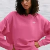 Swetr Accolade z okrągłym dekoltem – kolor „Paradise Pink”