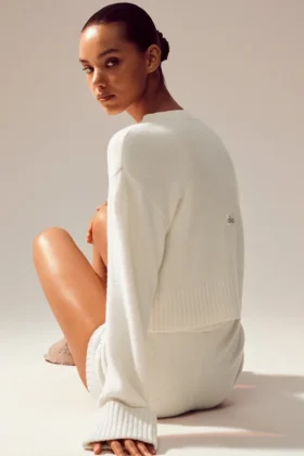 Swetr Cashmere Embrace – kolor kości słoniowej