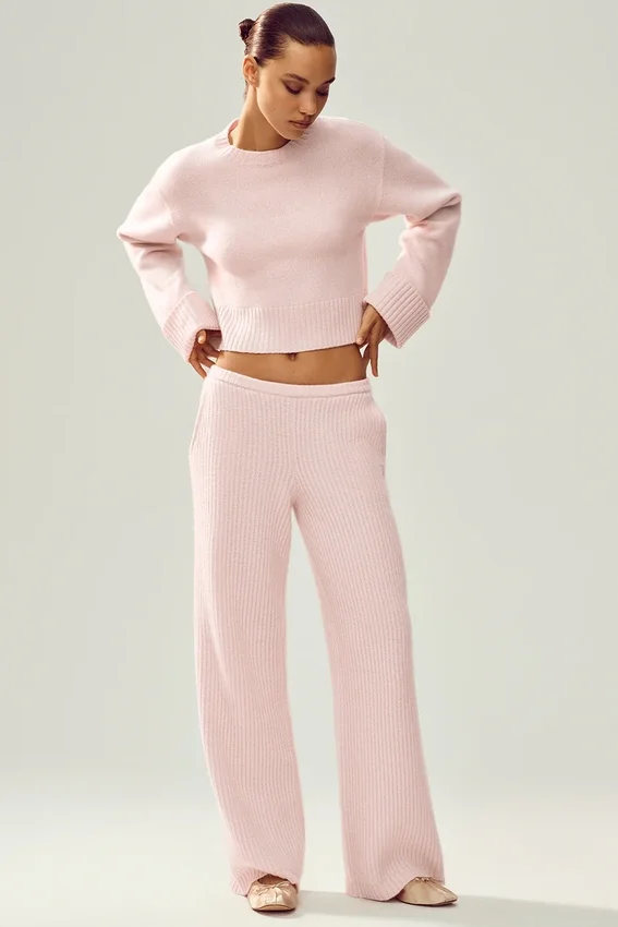 Swetr Cashmere Embrace – matowy róż