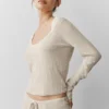 Swetr z dzianiny Unwind z długim rękawem – owsiano-melanżowy
