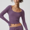 Swetr z dzianiny Unwind z długim rękawem – Plum Kiss