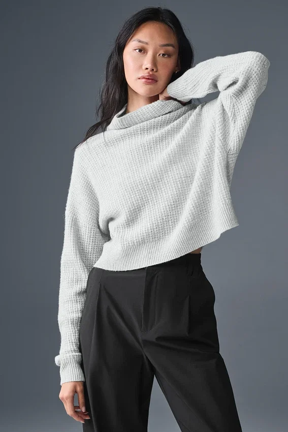 Swetr z golfem z miękkiego kaszmiru o splocie waflowym – kolor Athletic Heather Grey