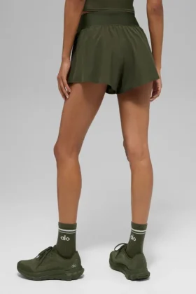 Szorty do biegania Victory – Green Olive