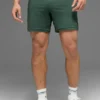 Szorty sportowe Conquer React 7" – kolor Clover Green