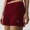 Szorty z dzianiny typu sweter High-Waist „Sunlit” – kolor Summer Romance Red