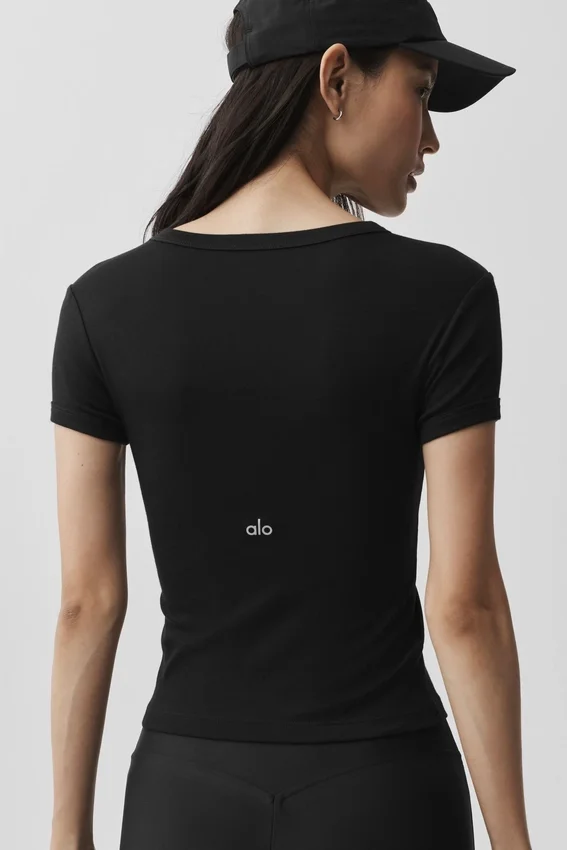 Timeless Tee – czarna