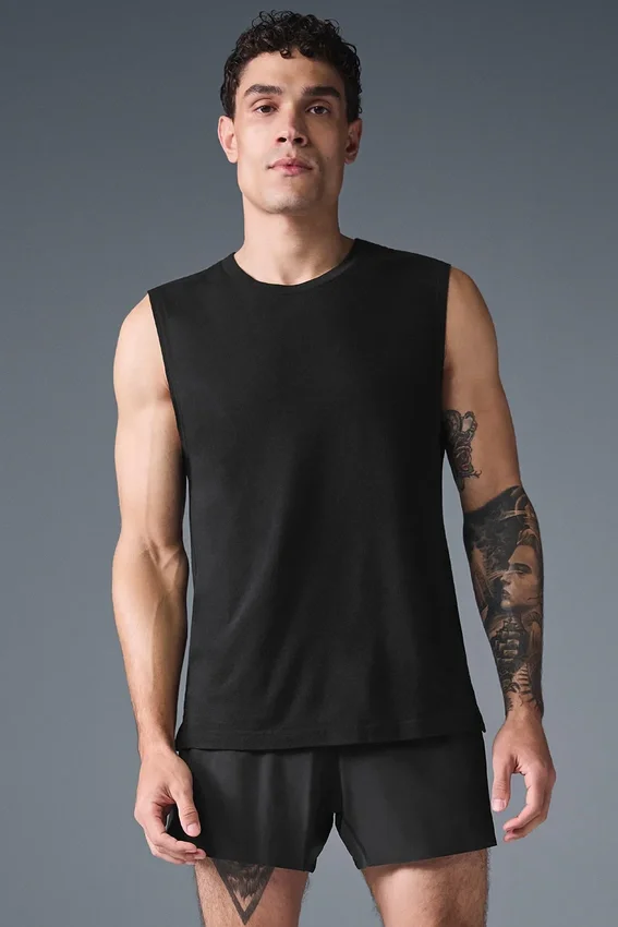 Top na ramiączkach Triumph Muscle – czarna