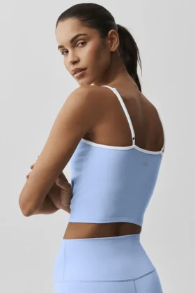 Top na ramiączkach z wbudowanym biustonoszem Airbrush Refined – jasnoniebieski Provence/biały