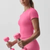 Top z krótkim rękawem Alo Softsculpt Precision – Paradise Pink