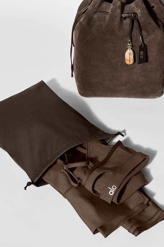 Torba Alo Balance Bucket – zamsz w kolorze espresso