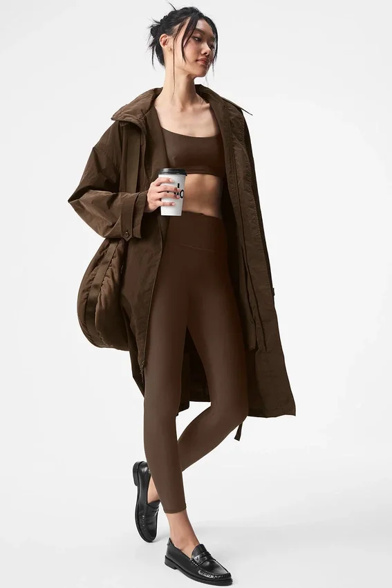 Trencz „Crinkle on the Move” – kolor espresso