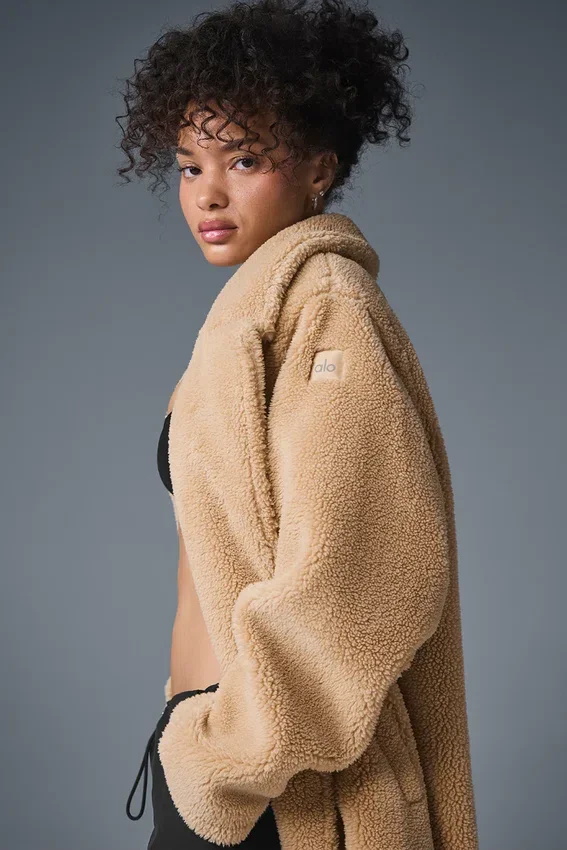 Trencz oversize z polaru Sherpa – Camel