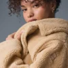 Trencz oversize z polaru Sherpa – Camel