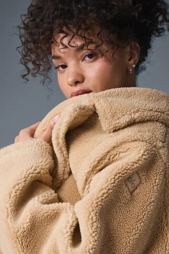 Trencz oversize z polaru Sherpa – Camel