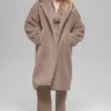 Trencz oversize z polaru Sherpa – Chai Latte