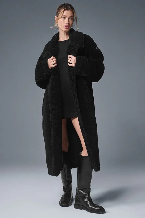 Trencz oversize z polaru sherpa – czarny